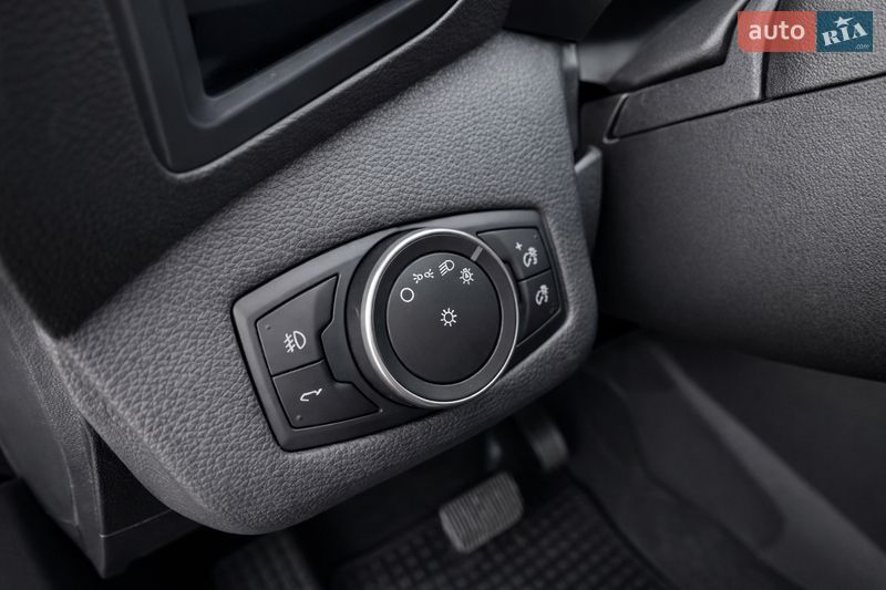 Внедорожник / Кроссовер Ford Escape 2017 в Львове