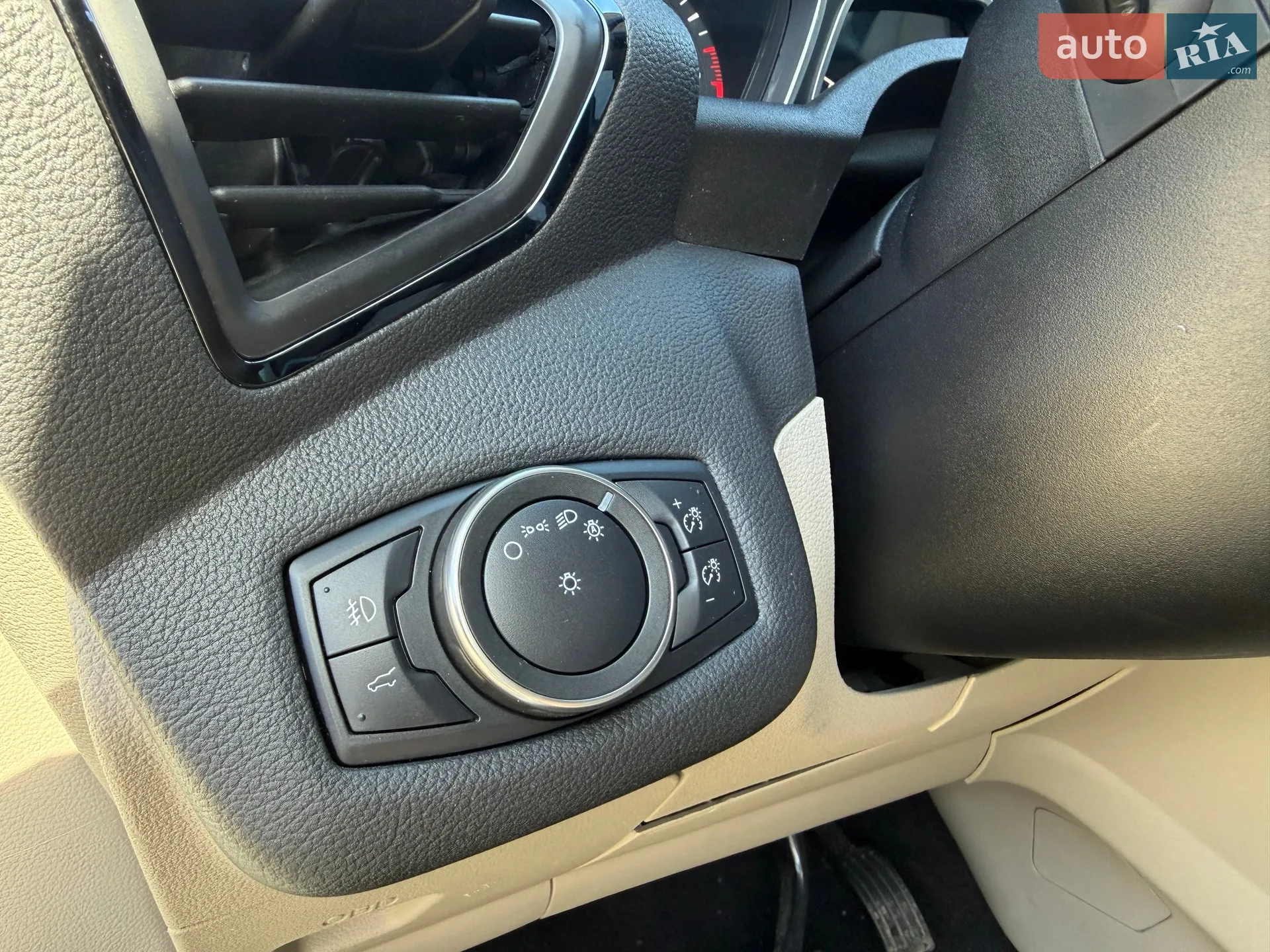 2019 Ford Escape - мініатюра 19