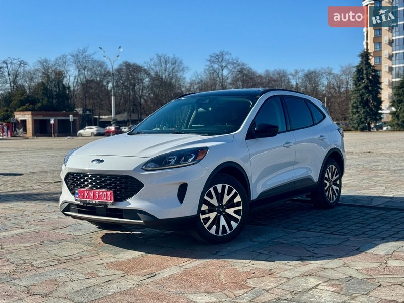 Позашляховик / Кросовер Ford Escape 2020 в Кременчуці