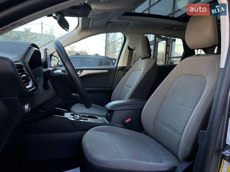 Внедорожник / Кроссовер Ford Escape 2021 в Ивано-Франковске