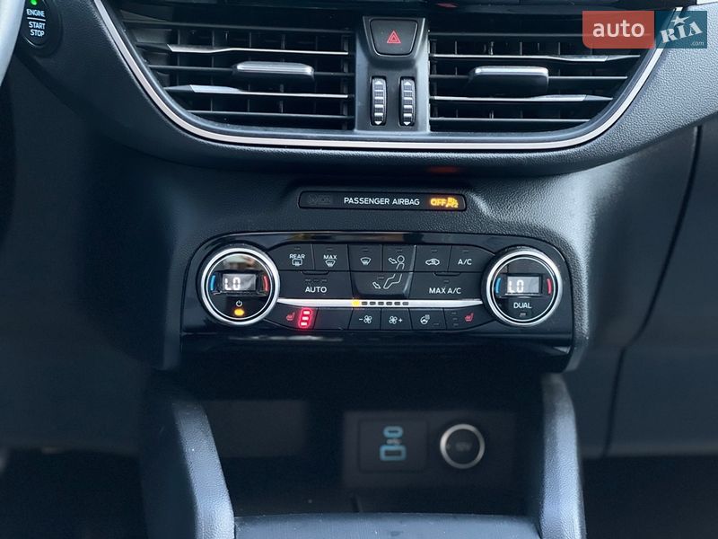 Внедорожник / Кроссовер Ford Escape 2021 в Ивано-Франковске