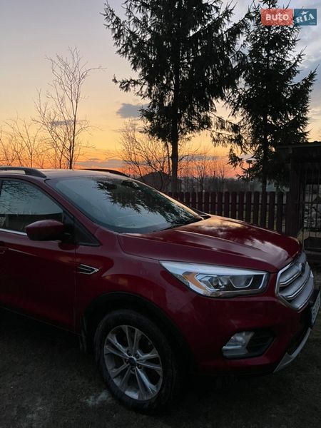 Позашляховик / Кросовер Ford Escape 2018 в Трускавці