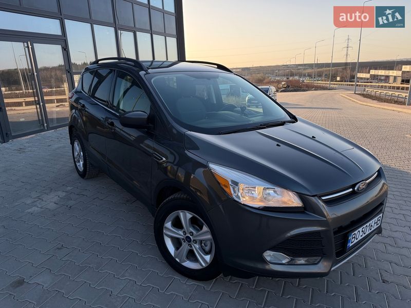 Внедорожник / Кроссовер Ford Escape 2015 в Тернополе