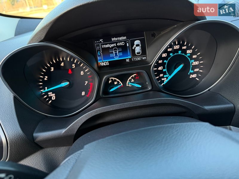 Внедорожник / Кроссовер Ford Escape 2015 в Тернополе