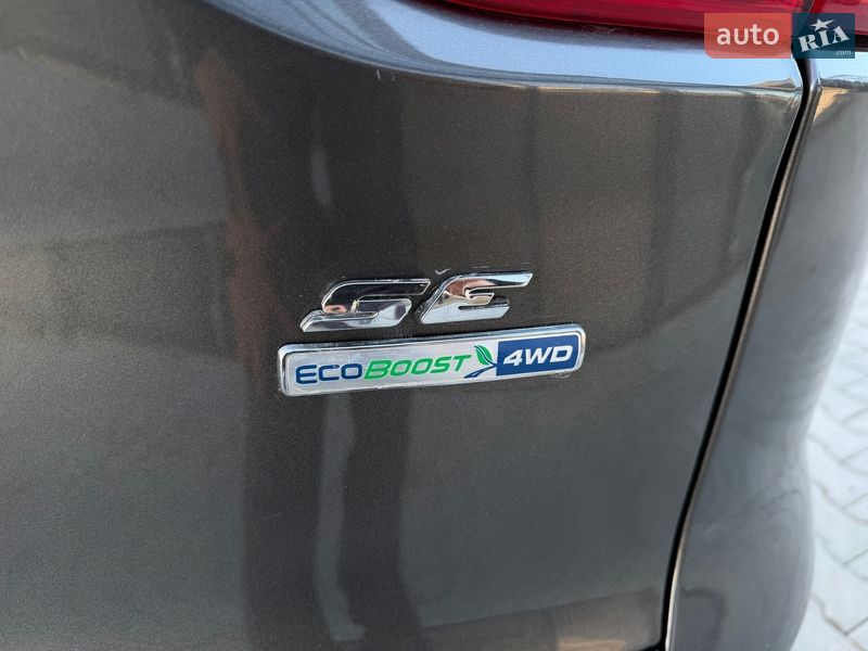 Внедорожник / Кроссовер Ford Escape 2015 в Тернополе