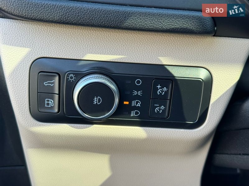 Внедорожник / Кроссовер Ford Escape 2020 в Золочеве