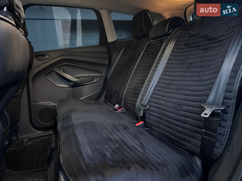 Внедорожник / Кроссовер Ford Escape 2019 в Тернополе