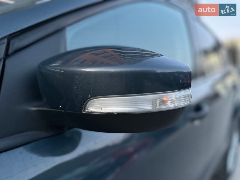 Внедорожник / Кроссовер Ford Escape 2019 в Тернополе