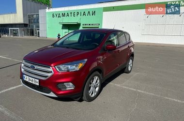 Внедорожник / Кроссовер Ford Escape 2019 в Киеве