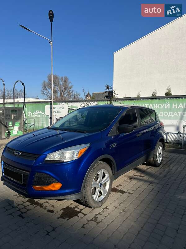 Внедорожник / Кроссовер Ford Escape 2014 в Ивано-Франковске