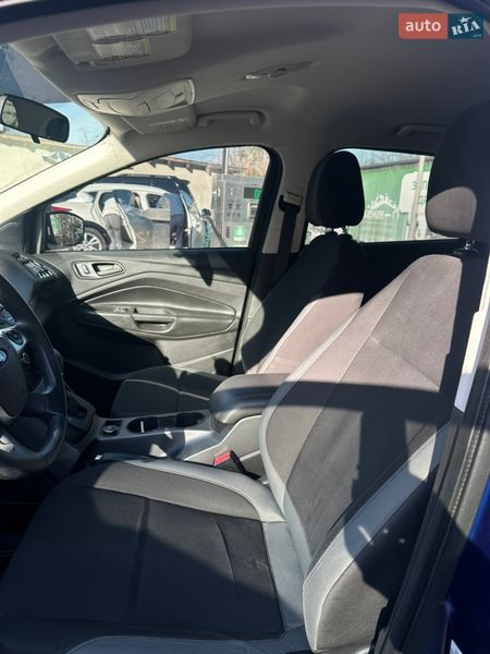 Внедорожник / Кроссовер Ford Escape 2014 в Ивано-Франковске