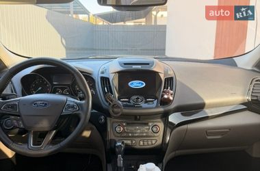 Внедорожник / Кроссовер Ford Escape 2016 в Киеве