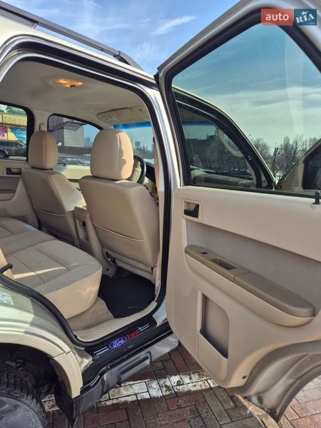 Внедорожник / Кроссовер Ford Escape 2011 в Чугуеве фото 12 Внедорожник / Кроссовер Ford Escape 2011 в Чугуеве