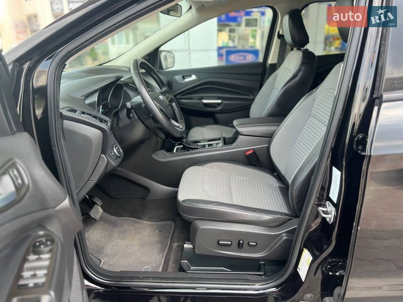 Позашляховик / Кросовер Ford Escape 2019 в Одесі фото 18 Позашляховик / Кросовер Ford Escape 2019 в Одесі