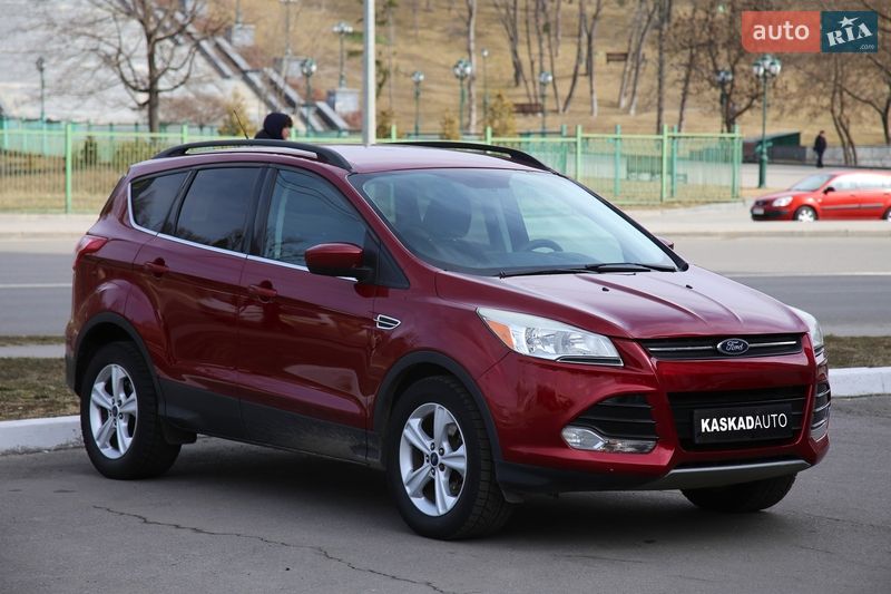 Внедорожник / Кроссовер Ford Escape 2013 в Харькове