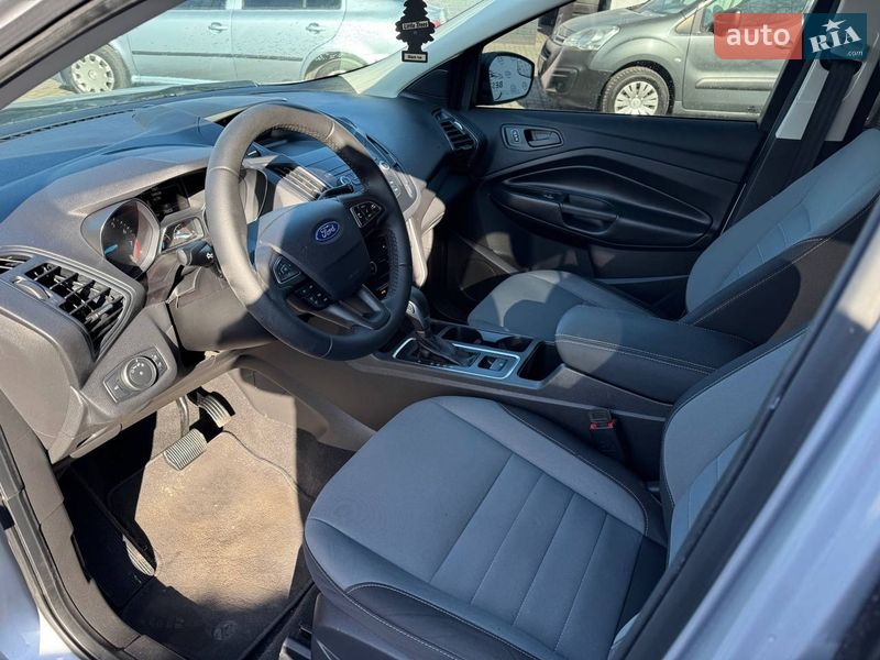 Позашляховик / Кросовер Ford Escape 2019 в Дніпрі