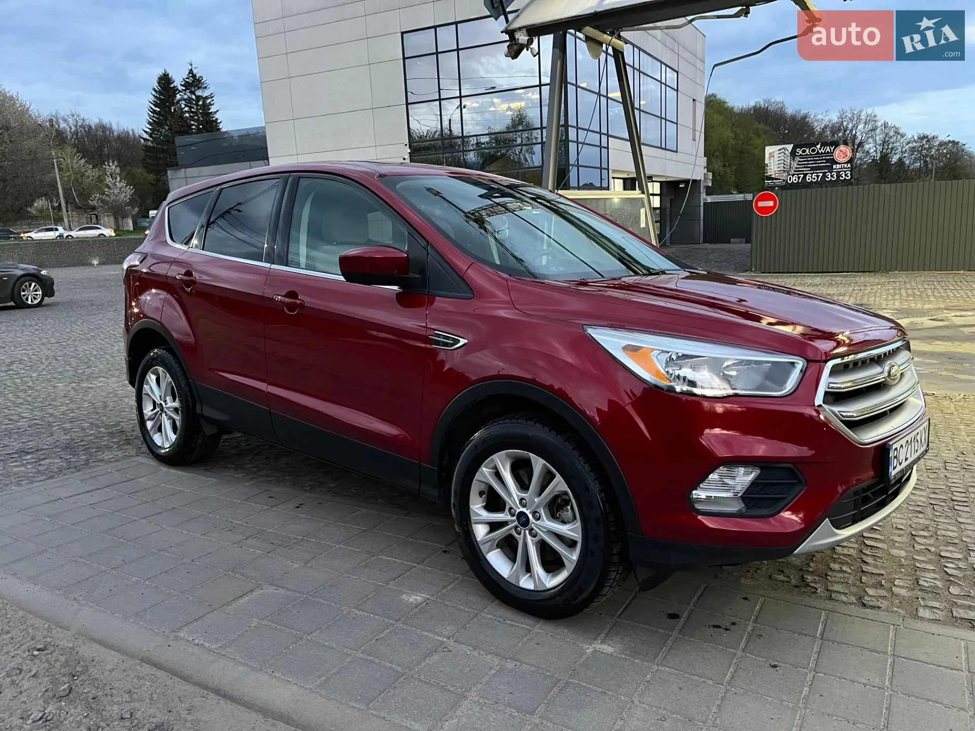 2017 Ford Escape - мініатюра 2