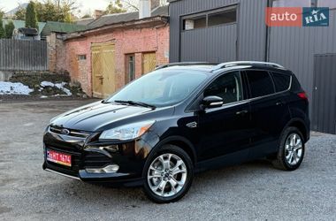 Позашляховик / Кросовер Ford Escape 2015 в Дубні