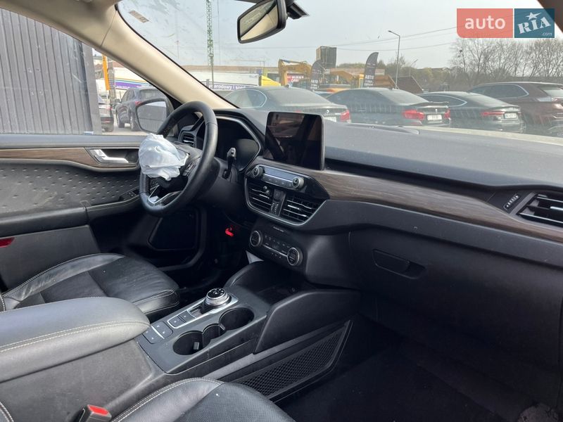 Позашляховик / Кросовер Ford Escape 2020 в Львові