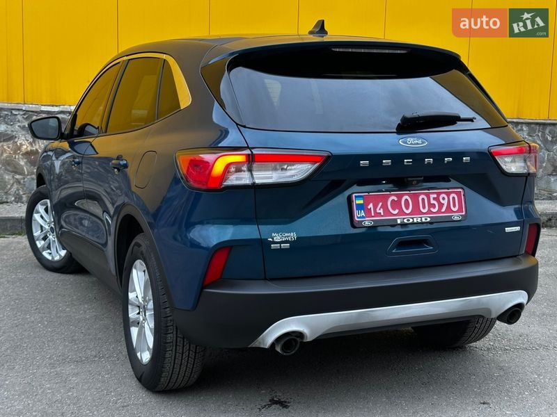 Позашляховик / Кросовер Ford Escape 2020 в Дрогобичі
