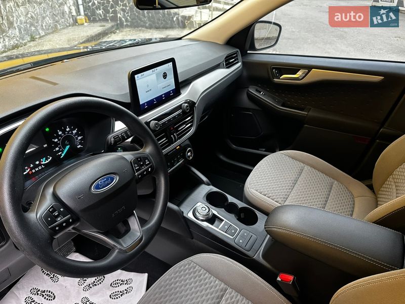 Позашляховик / Кросовер Ford Escape 2020 в Дрогобичі
