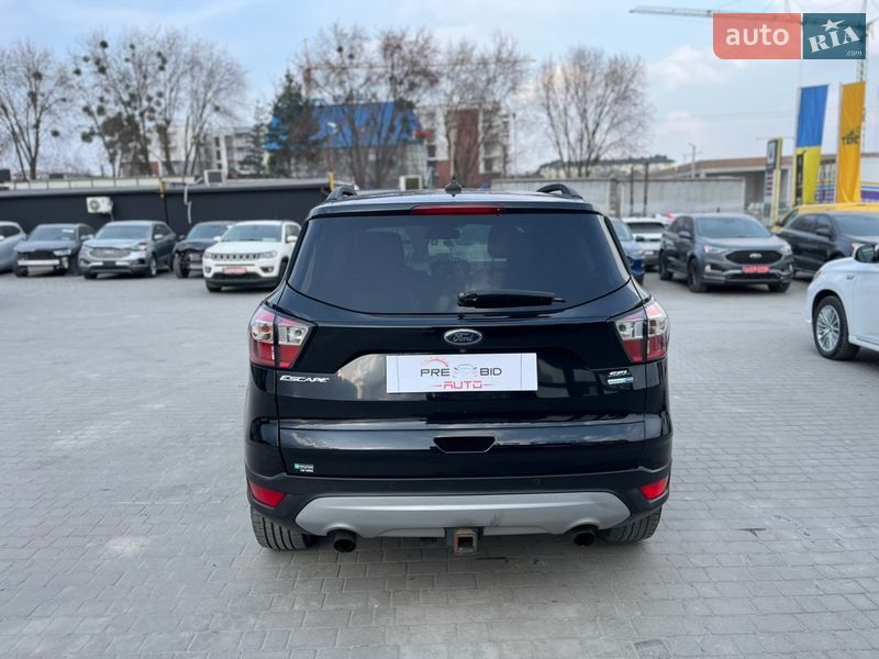 Внедорожник / Кроссовер Ford Escape 2018 в Львове