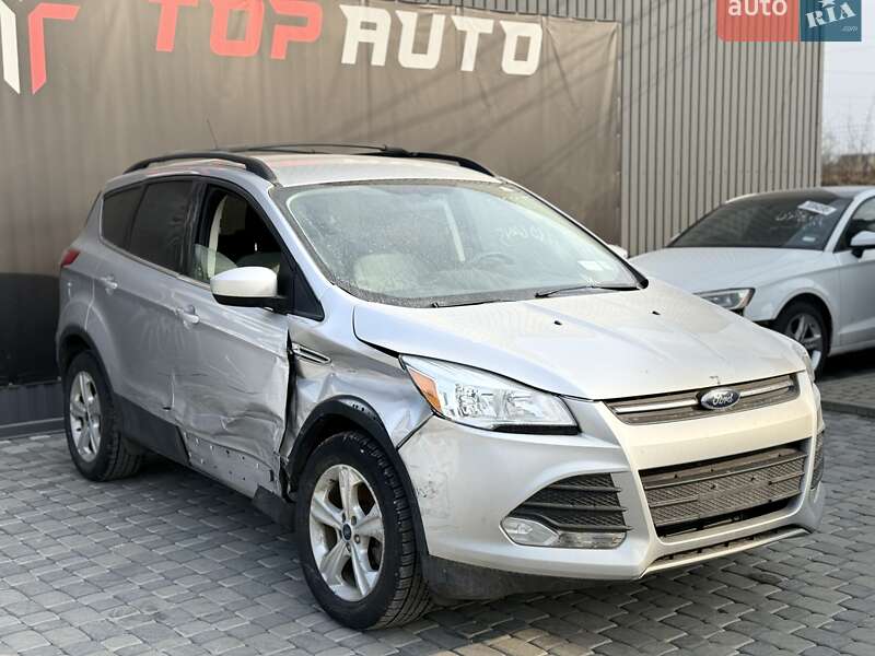 Внедорожник / Кроссовер Ford Escape 2016 в Львове