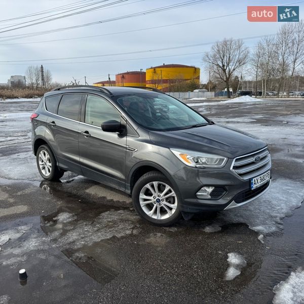 Позашляховик / Кросовер Ford Escape 2018 в Харкові