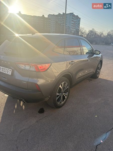 Внедорожник / Кроссовер Ford Escape 2021 в Киеве