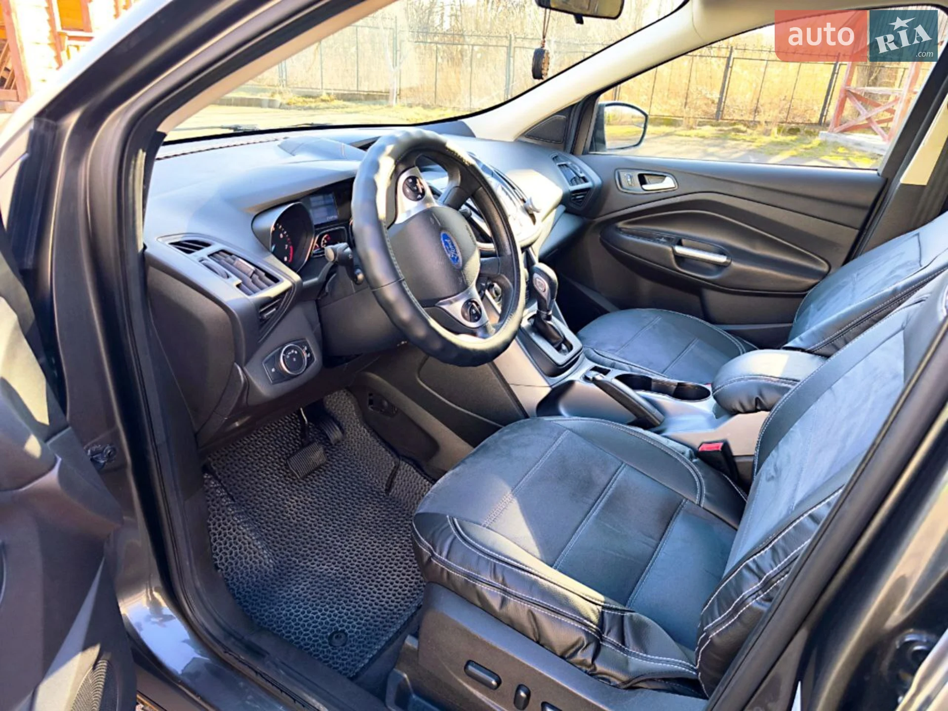 2015 Ford Escape - мініатюра 18