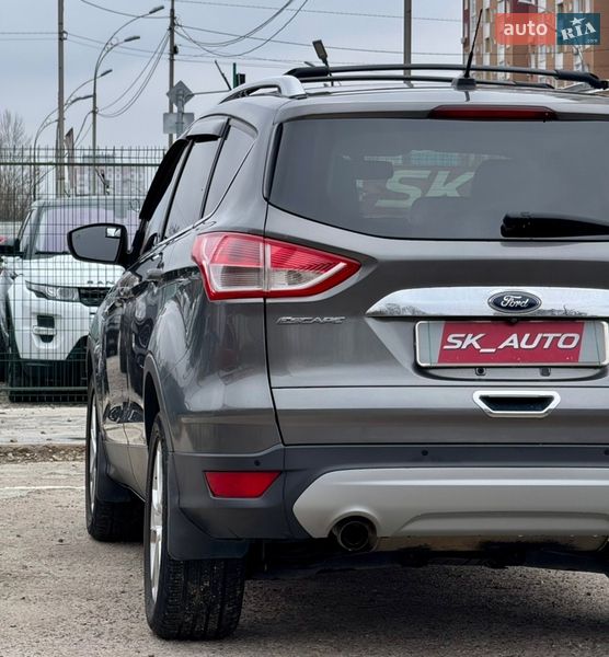 Внедорожник / Кроссовер Ford Escape 2013 в Киеве