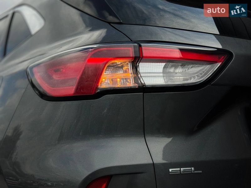Внедорожник / Кроссовер Ford Escape 2021 в Ровно