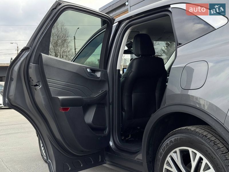 Внедорожник / Кроссовер Ford Escape 2021 в Ровно