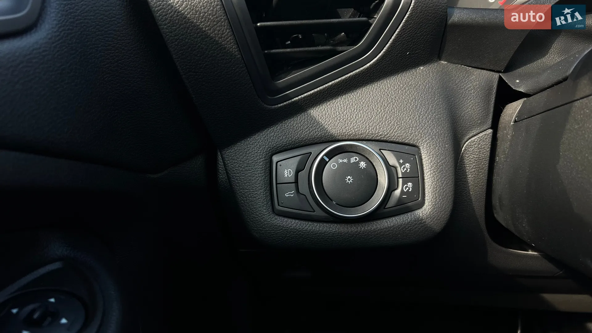2018 Ford Escape - мініатюра 17