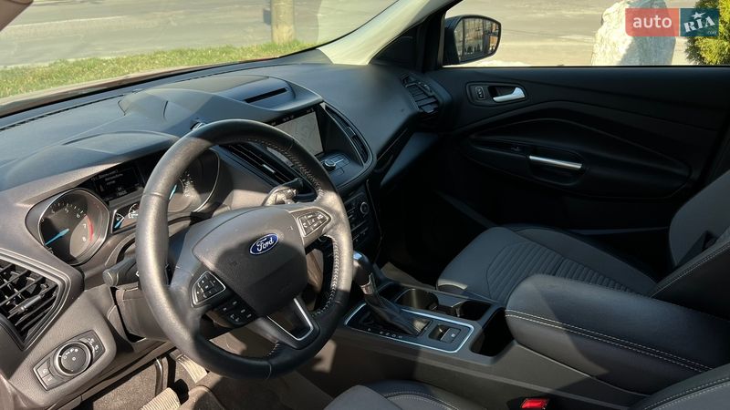 Позашляховик / Кросовер Ford Escape 2018 в Львові