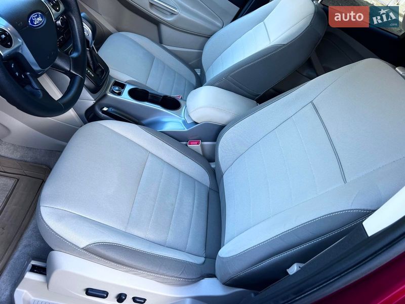 Позашляховик / Кросовер Ford Escape 2015 в Жмеринці