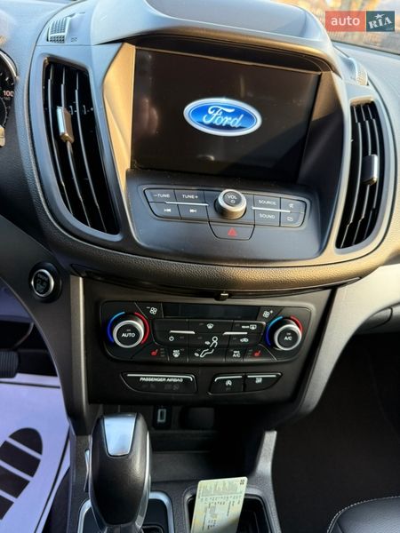 Внедорожник / Кроссовер Ford Escape 2019 в Ивано-Франковске