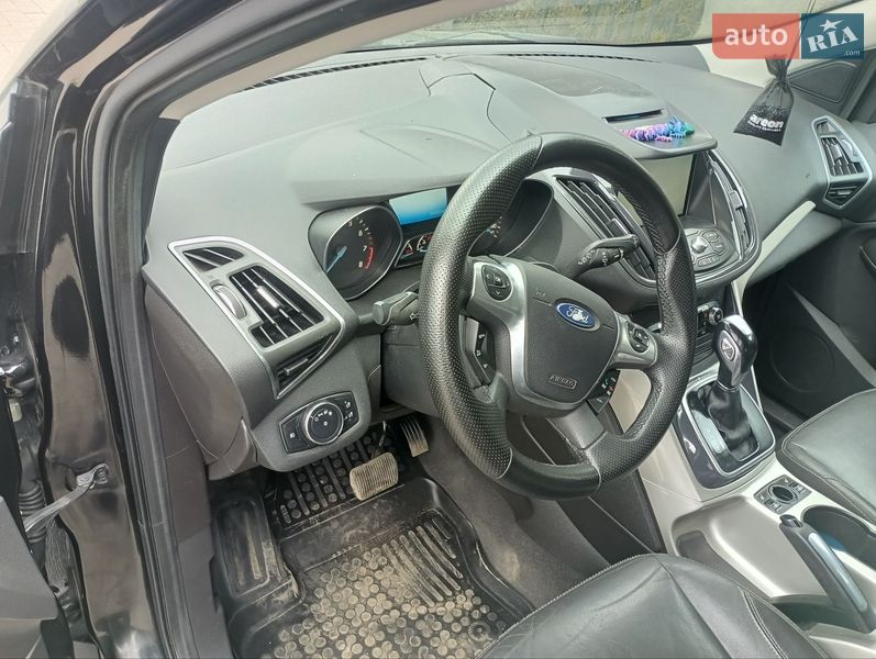 Позашляховик / Кросовер Ford Escape 2013 в Долині