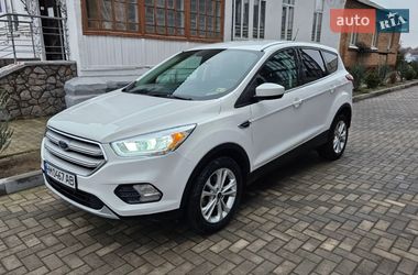 Позашляховик / Кросовер Ford Escape 2019 в Ромнах