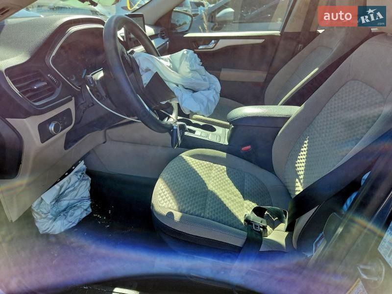 Позашляховик / Кросовер Ford Escape 2020 в Львові фото 9 Позашляховик / Кросовер Ford Escape 2020 в Львові