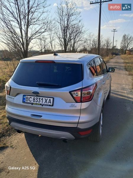 Позашляховик / Кросовер Ford Escape 2017 в Соснівці
