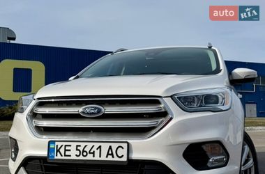 Позашляховик / Кросовер Ford Escape 2016 в Дніпрі