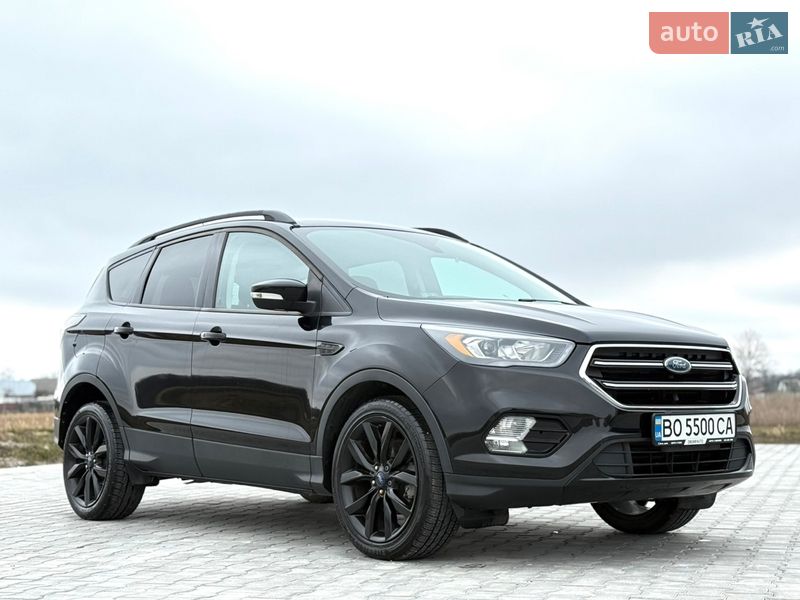 Позашляховик / Кросовер Ford Escape 2016 в Тернополі