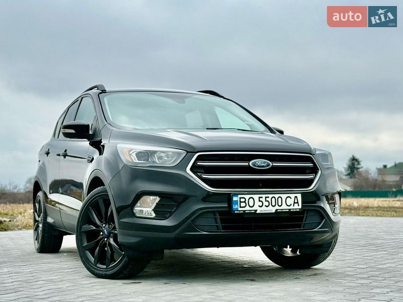 Позашляховик / Кросовер Ford Escape 2016 в Тернополі
