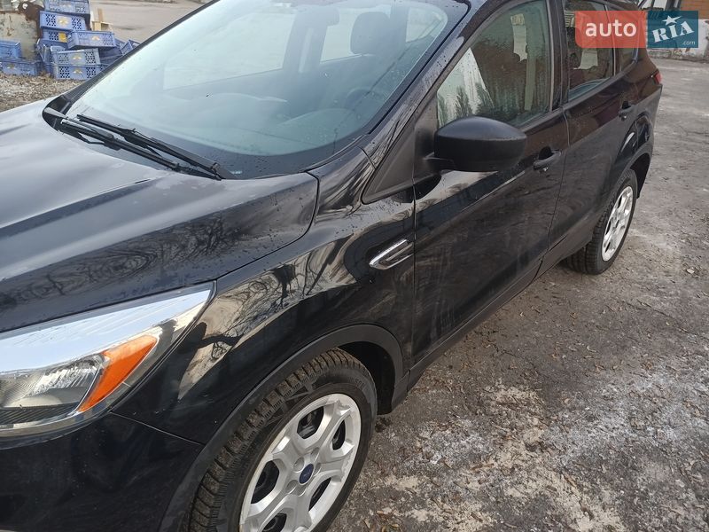 Внедорожник / Кроссовер Ford Escape 2017 в Ровно