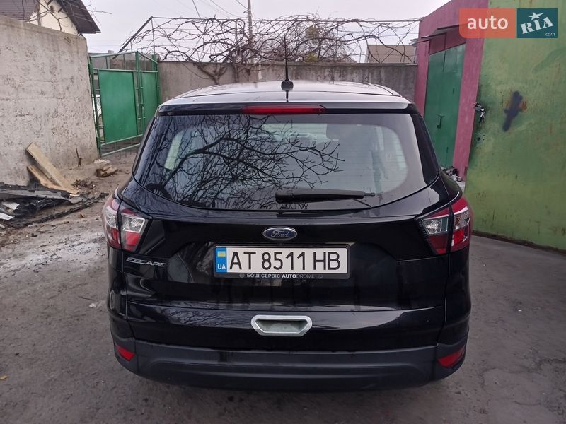 Внедорожник / Кроссовер Ford Escape 2017 в Ровно