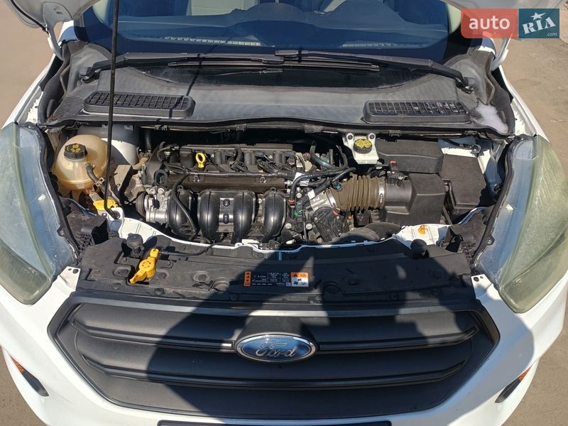 Внедорожник / Кроссовер Ford Escape 2016 в Чернигове