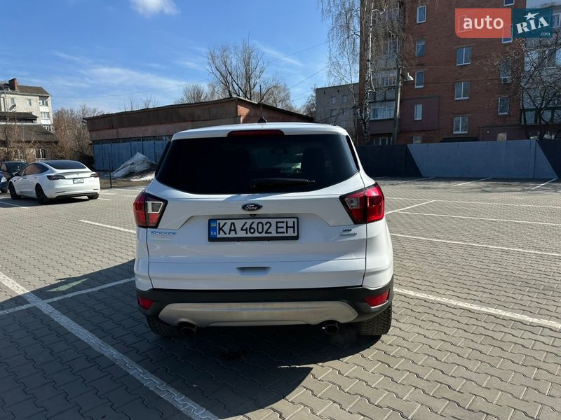 Позашляховик / Кросовер Ford Escape 2019 в Ніжині фото 16 Позашляховик / Кросовер Ford Escape 2019 в Ніжині