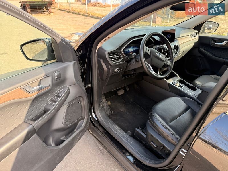 Внедорожник / Кроссовер Ford Escape 2019 в Киеве