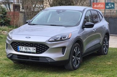 Позашляховик / Кросовер Ford Escape 2021 в Івано-Франківську